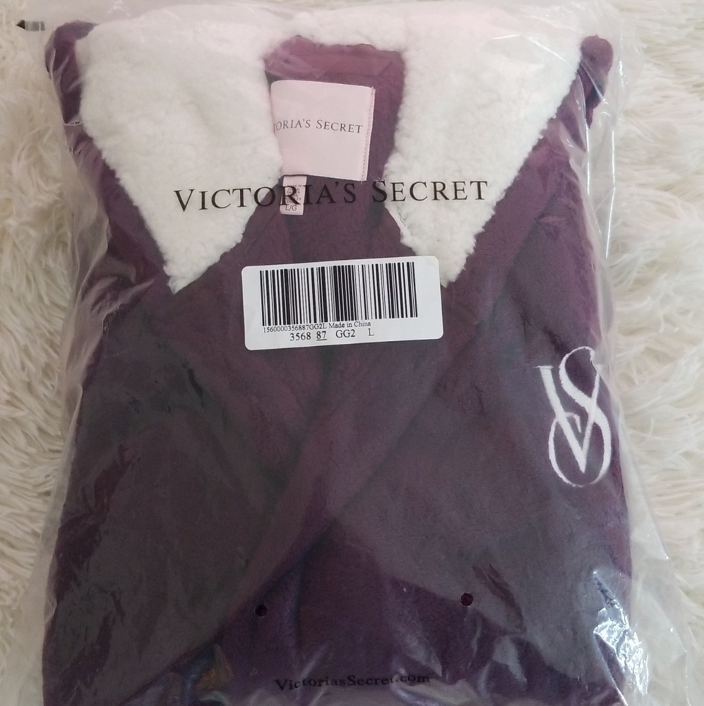 VS Cozy Short Bathrobe with FREE GIFT!!